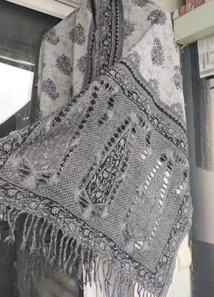 Роскошный шерстяной палантин от дорогого премиум бренда clair