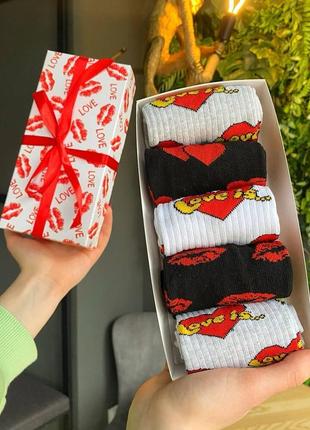 Набір жіночих шкарпеток 36-41 5 пар у подарунковій коробці