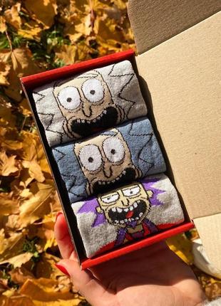 Набір жіночих шкарпеток рік і морті 36-40 3 пари з мультяшним малюнком у коробці