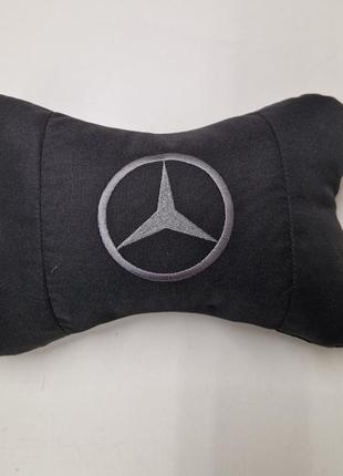 Подголовник в машину черный mercedes-benz
