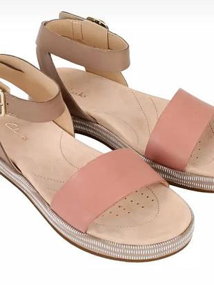 Босоніжки clarks 38 розмір.