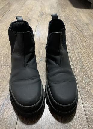 Ботинки женские