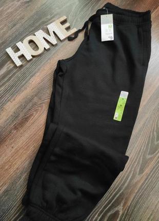 Жіночі спортивні штани