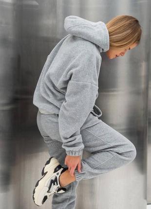 Спортивний костюм