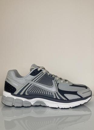 Nike zoom vomero 5