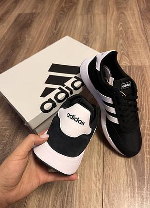 Кросівки adidas 3