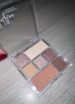 Палетка тіней lamel