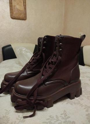 Ботинки осенние.
