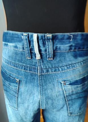 Шорты длинные джинсовые с разнообразной отделкой7 фото