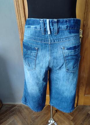 Шорты длинные джинсовые с разнообразной отделкой6 фото
