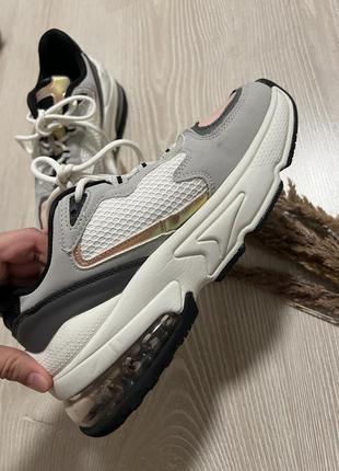 Кроссовки bershka👟