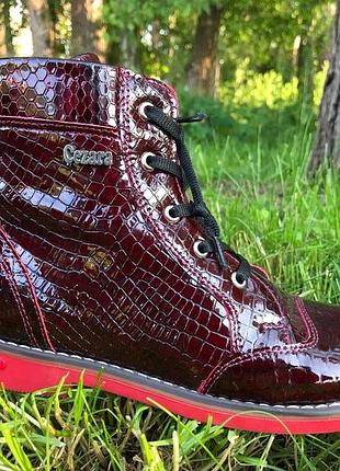 Демисезонные ортопедические ботинки cezara rosso ( турция )  внутри утепленные 35 размер 22,9 см