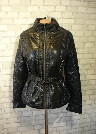 Брендовая демисезонная стеганная куртка с поясом f&f