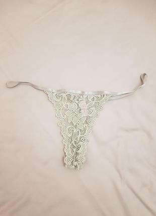 Кружевные трусики стринги серые jezebel