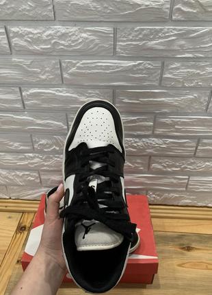 Кросівки nike air jordan retro 16 фото