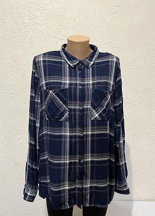 Синя картата сорочка/жінка картата