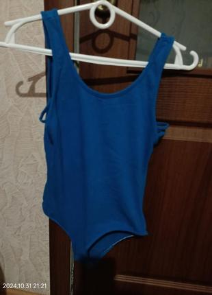 Боди женское, состояние идеальное, цвет электрик, размер хс