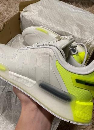 Adidas nmd_v3 4