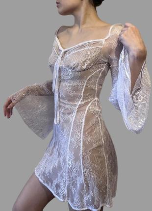 Легкое, белое, женское, кружное платье