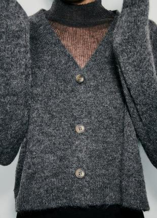 Трикотажный свитер с полупрозрачной вставкой от zara, размер xl2 фото