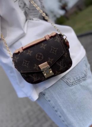 Сумка поясна клатч в стилі louis vuitton8 фото