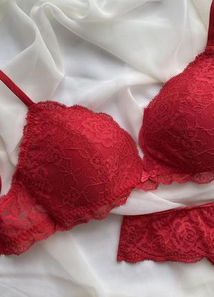 Базовый комплект intimissimi, треугольник tiziana 75c, бразильяно s