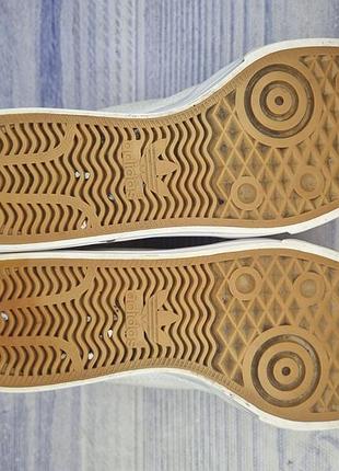 Кроссовки adidas 5