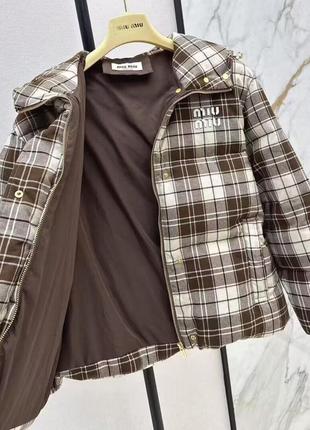 Куртка в клетку в стиле miu miu