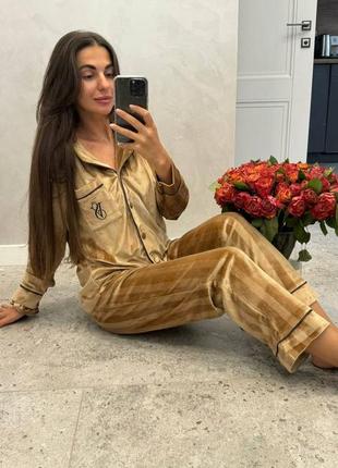 Бежевая теплая велюровая пижама рубашка + штаны в стиле vs victoria’s secret для дома и сна