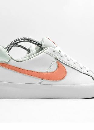 Брендові оригінальні шкіряні білі кросівки кеди nike court royale