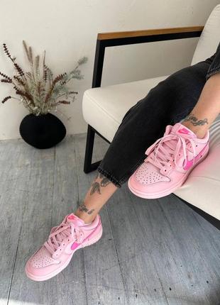Жіночі кросівки nike low «triple pink»7 фото