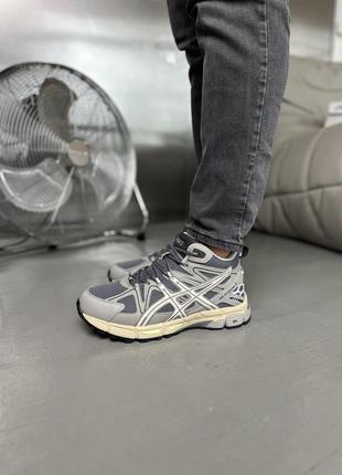 Зимние кроссовки asics gel-kahana 8 high grey beige fur
