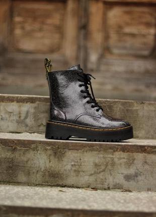 Женские ботинки dr.martens