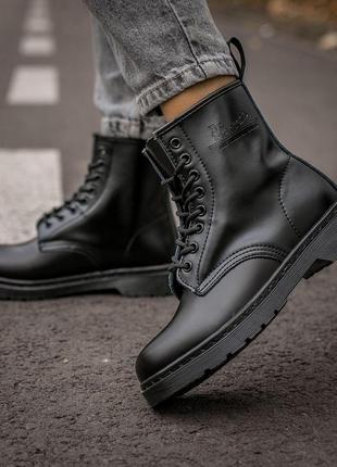Женские ботинки dr.martens