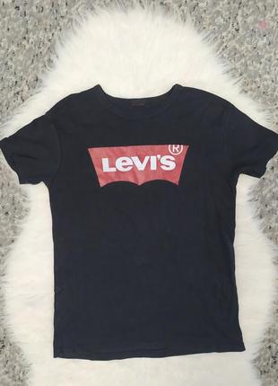 Базова чорна жіноча футболка levi's / літній одяг розмір xs-s