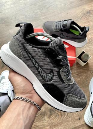 Nike2 фото
