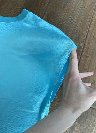 Новая сатиновая/шелковая голубая футболка-блуза оверсайз без рукавов primark8 фото