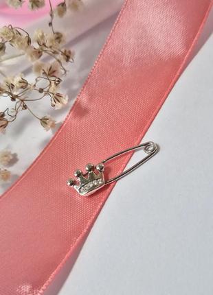 Серебряная брошка булавка шпилька корона с белыми камнями серебро 925 пробы родиров. бр2ф/015