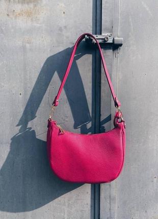 Кожаные сумка в разных цветах