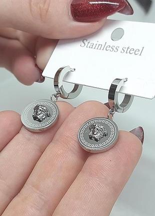 Серьги в стиле версаче, под серебро, stainlees steel