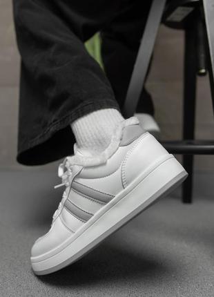 Женские кроссовки pani white/grey