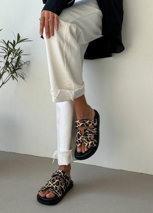 Женские стильные кожаные леопардовые шлепанцы, слайдеры из натуральной кожи регулируются