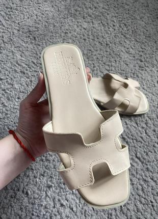 Шлепки hermes