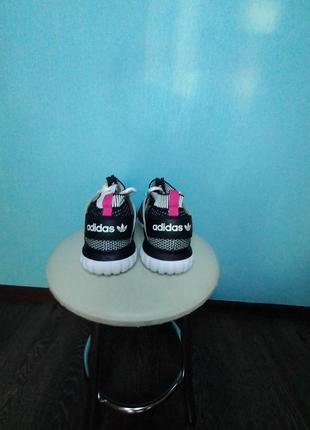 Кросівки adidas tubular3 фото