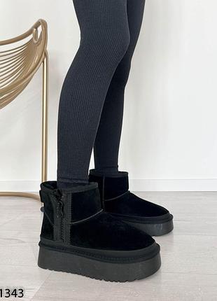 Жіночі замшеві короткі уги на блискавці збоку на високій підошві
