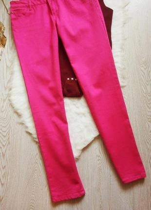 Розовые цветные яркие плотные джинсы скинни узкачи малиновые батал большой размер2 фото