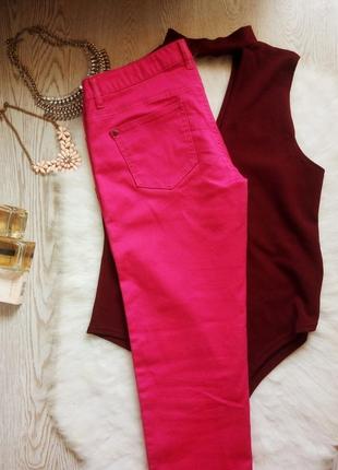 Розовые цветные яркие плотные джинсы скинни узкачи малиновые батал большой размер6 фото