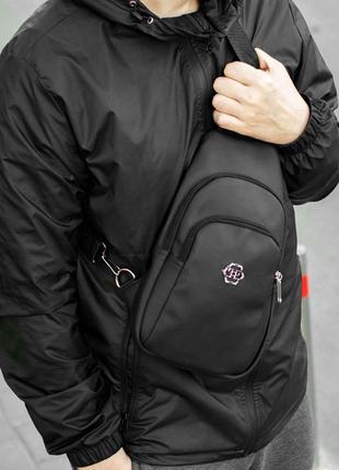 Чоловіча сумка нагрудна слінг через плече philipp plein чорна з еко шкіри одне лямковий рюкзак3 фото