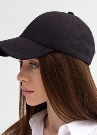 Черная кепка бейсболка