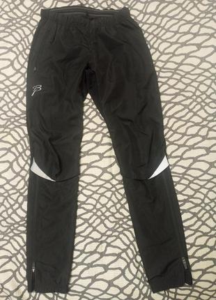 Спортивные штаны. размер s.